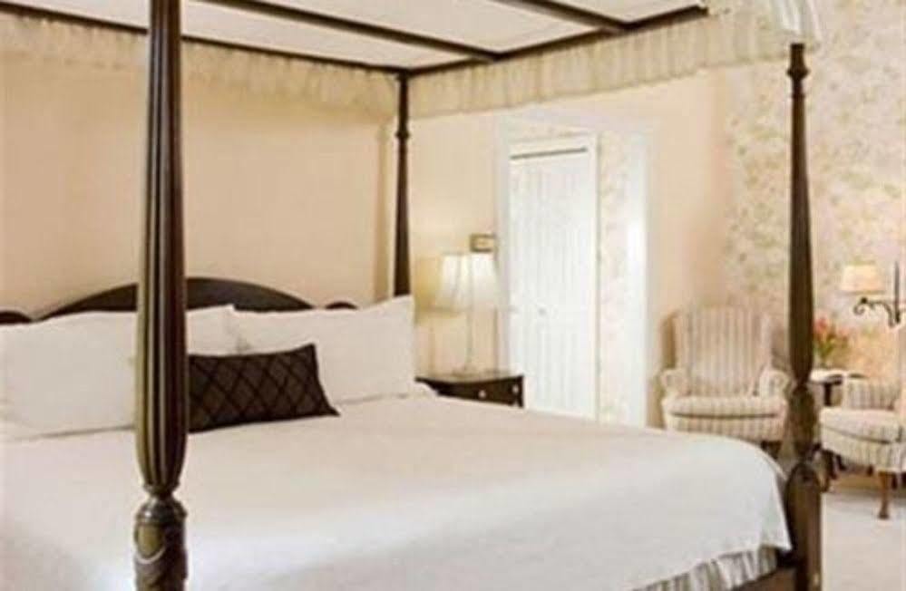 Fairville Inn Chadds Ford Dış mekan fotoğraf